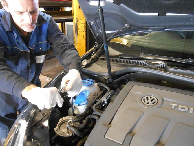VW Car Repairs at Golden Hill Garage (Redland) Bristol